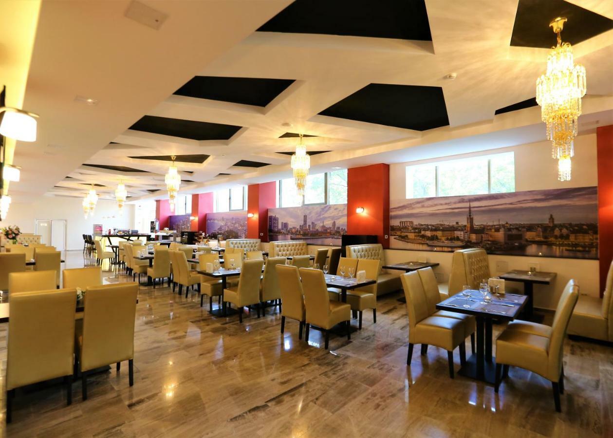 Best Western Plus Briston Otopeni Dış mekan fotoğraf