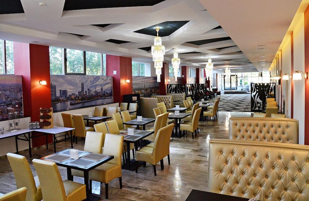 Best Western Plus Briston Otopeni Dış mekan fotoğraf